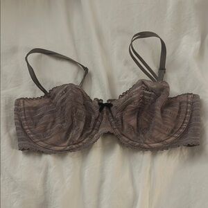 Victoria Secret Lace Underwire Bra
